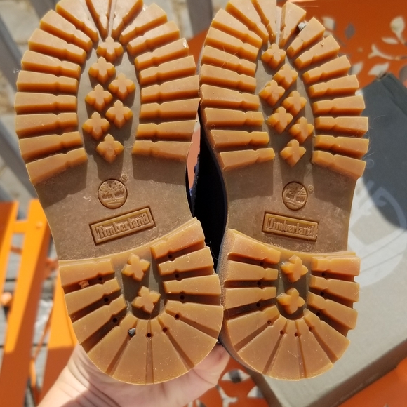 Toddler Timberland 7.5c - Picture 7 of 8
